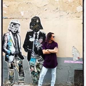 Meet your Posher, Victor